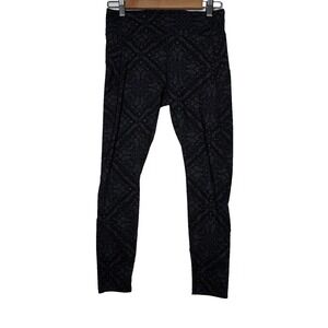 Womens Size Medium Pink Paisley Sport Leggings Ankle Stretch‎ Yoga Gym Pants